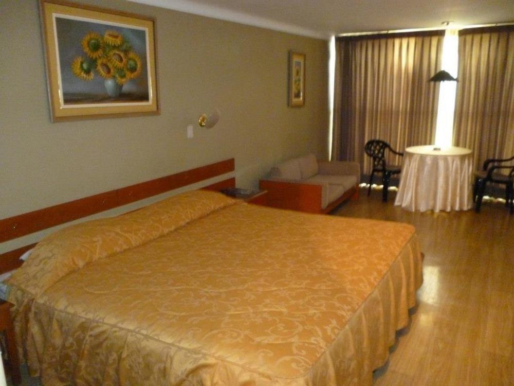 Holiday Suites Τάκνα Εξωτερικό φωτογραφία